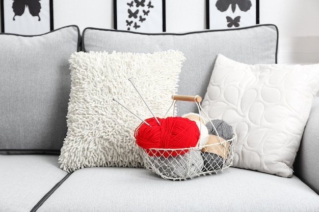 haft na poduszce w aranżacji